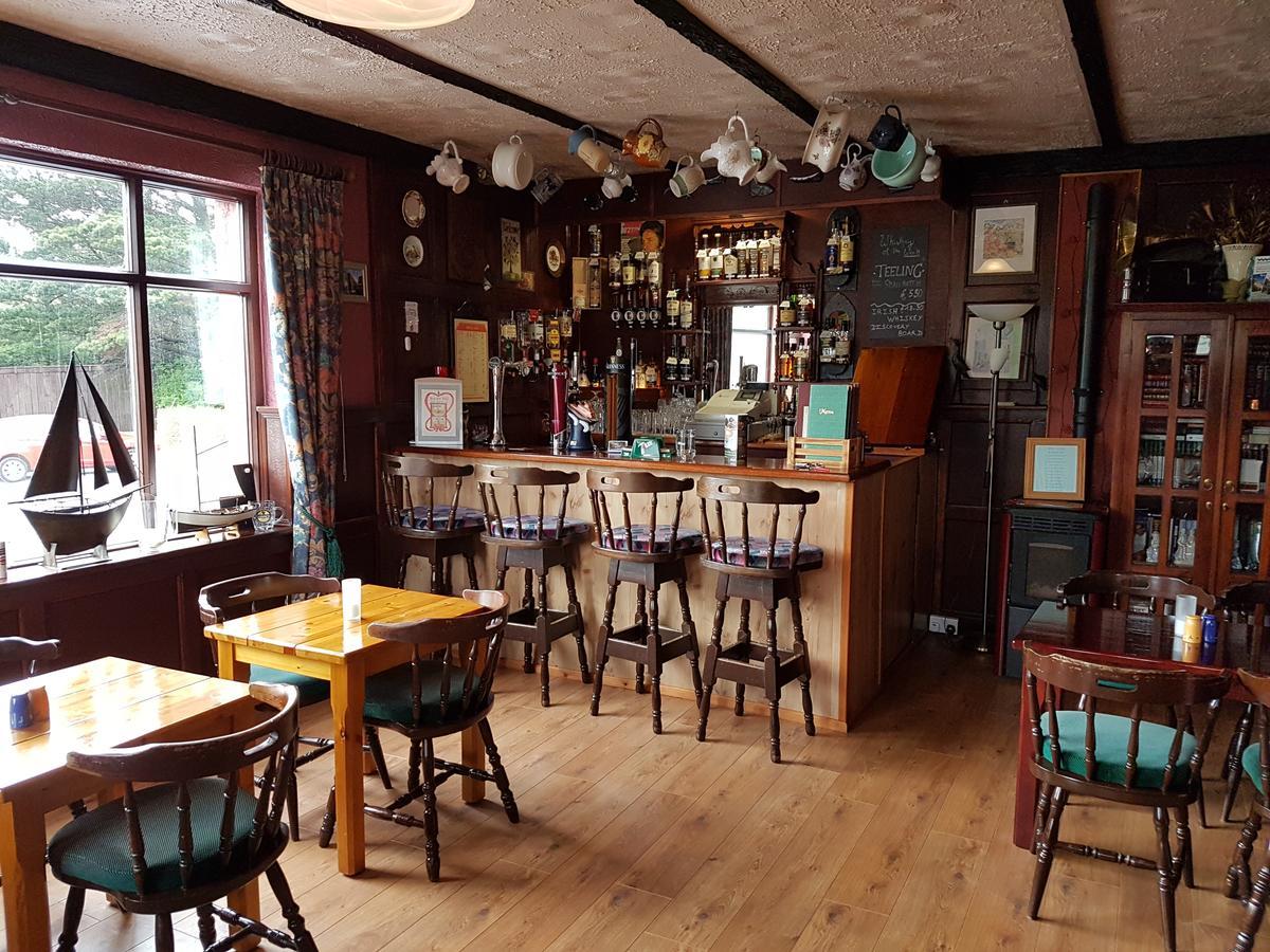 Kylemore Pass Hotel Летърфрак Екстериор снимка