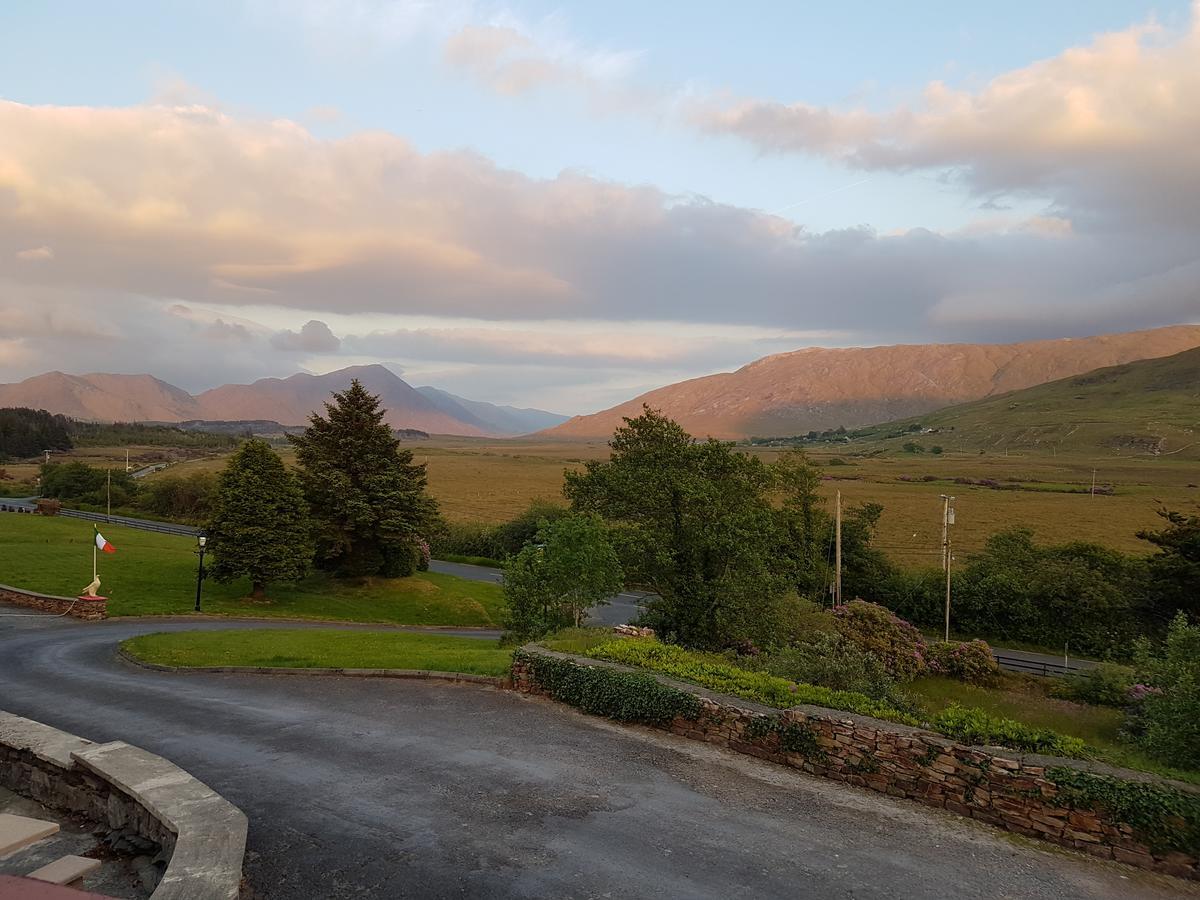 Kylemore Pass Hotel Летърфрак Екстериор снимка